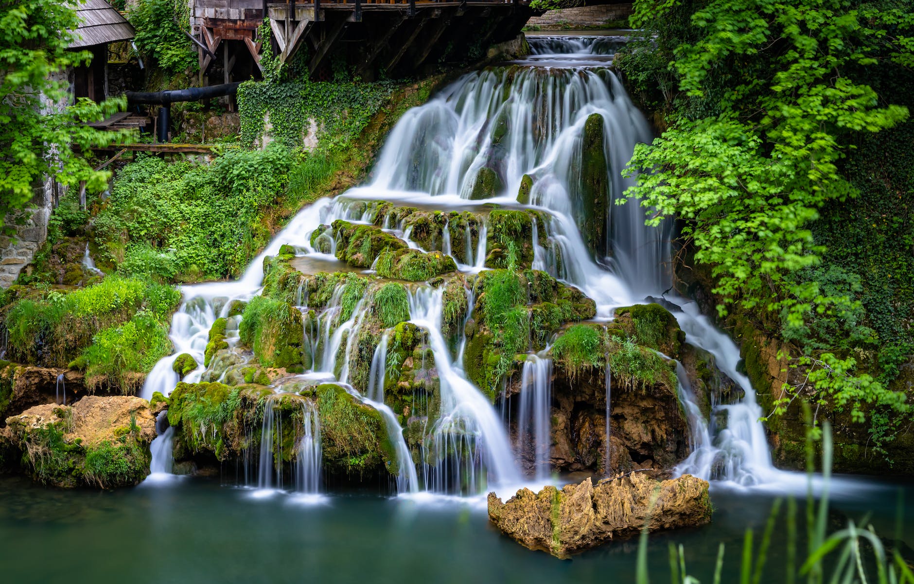 Plitvice Lakes National Park in 4K VIDEO UHD